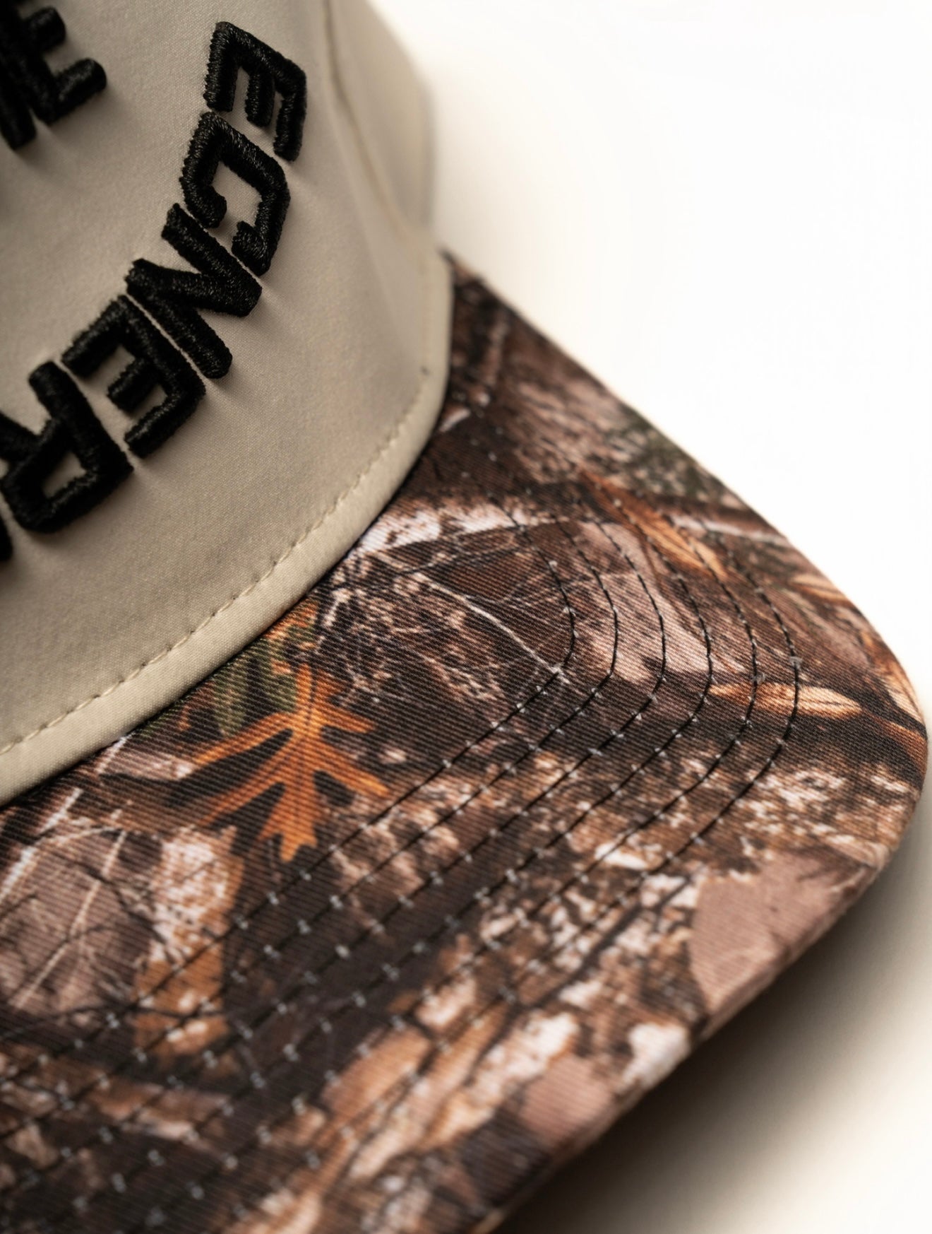CAMO 2TONE TRUCKER HAT